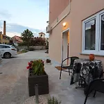 Studios Castropola